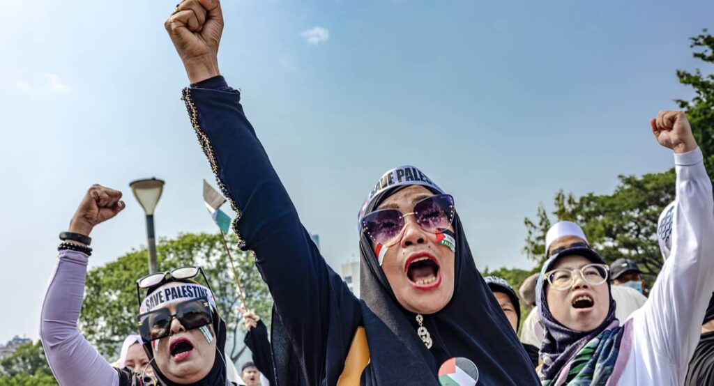 Pro-Palestinian Solidarity Rally In Jakarta, Indonesia, November 5, 2023. Photo credit: Mas Agung Wilis via Reuters Connect.